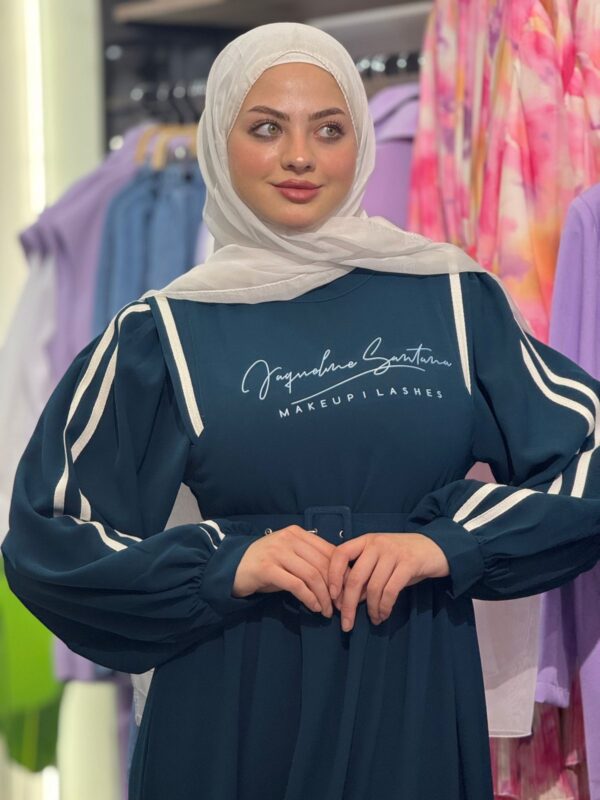 Signature dress - Image 2