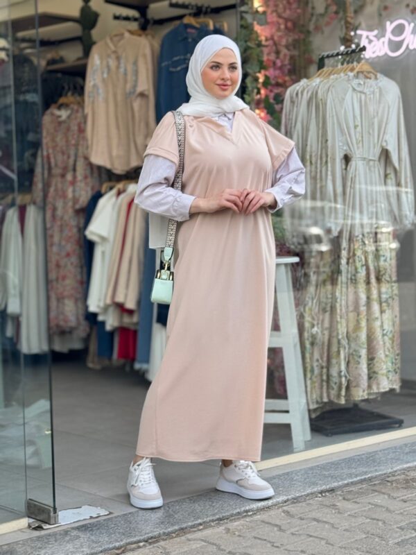 Street Modest Style - Image 6
