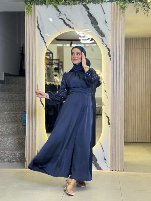 Reina Dress - Image 4