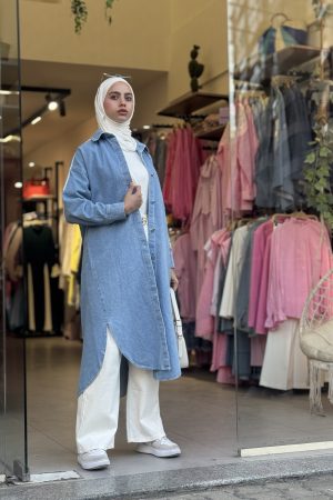 Roma denim jacket with white line